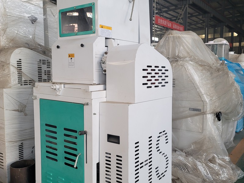 大型成套玉米加工设备生产线价格多少钱一套？河南中瑞粮油机械有限公司为您揭秘！